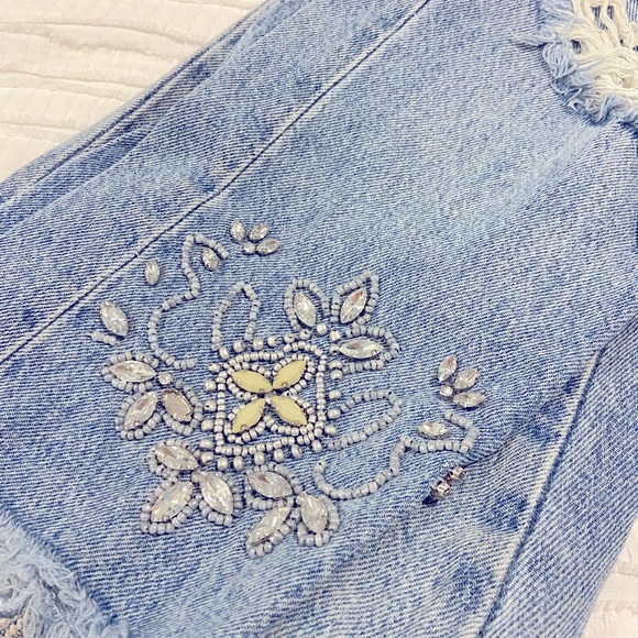 ✨SOLD✨Embellished jeans - Picture 6 of 6